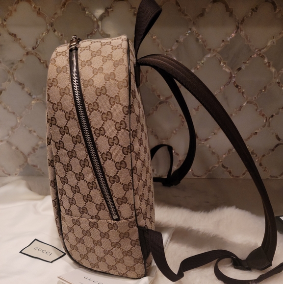 NEW GUCCI logo unisex Medium backpack - Picture 2 of 10